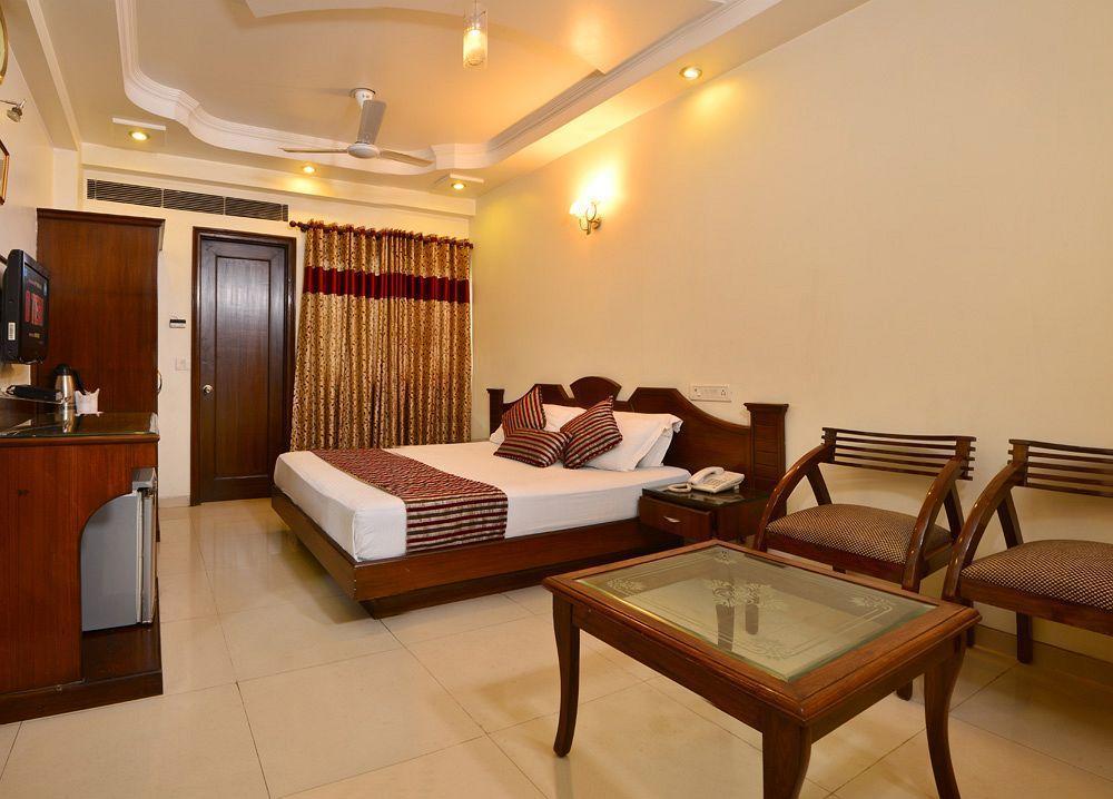Hotel Shipra International Nowe Delhi Zewnętrze zdjęcie