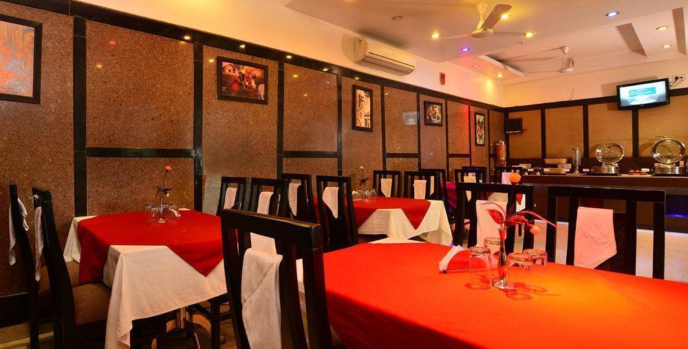 Hotel Shipra International Nowe Delhi Zewnętrze zdjęcie