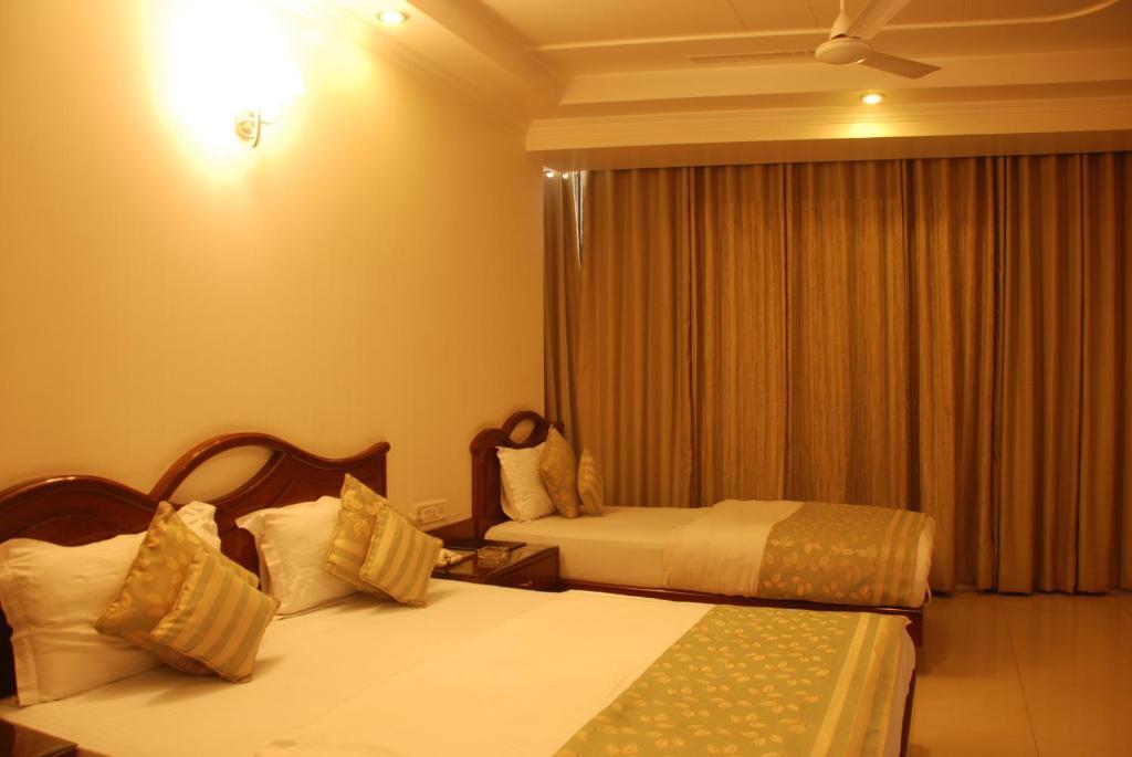 Hotel Shipra International Nowe Delhi Pokój zdjęcie