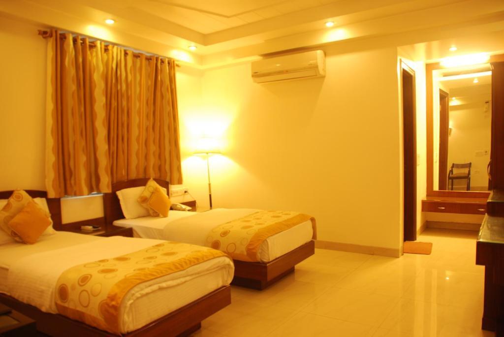 Hotel Shipra International Nowe Delhi Zewnętrze zdjęcie